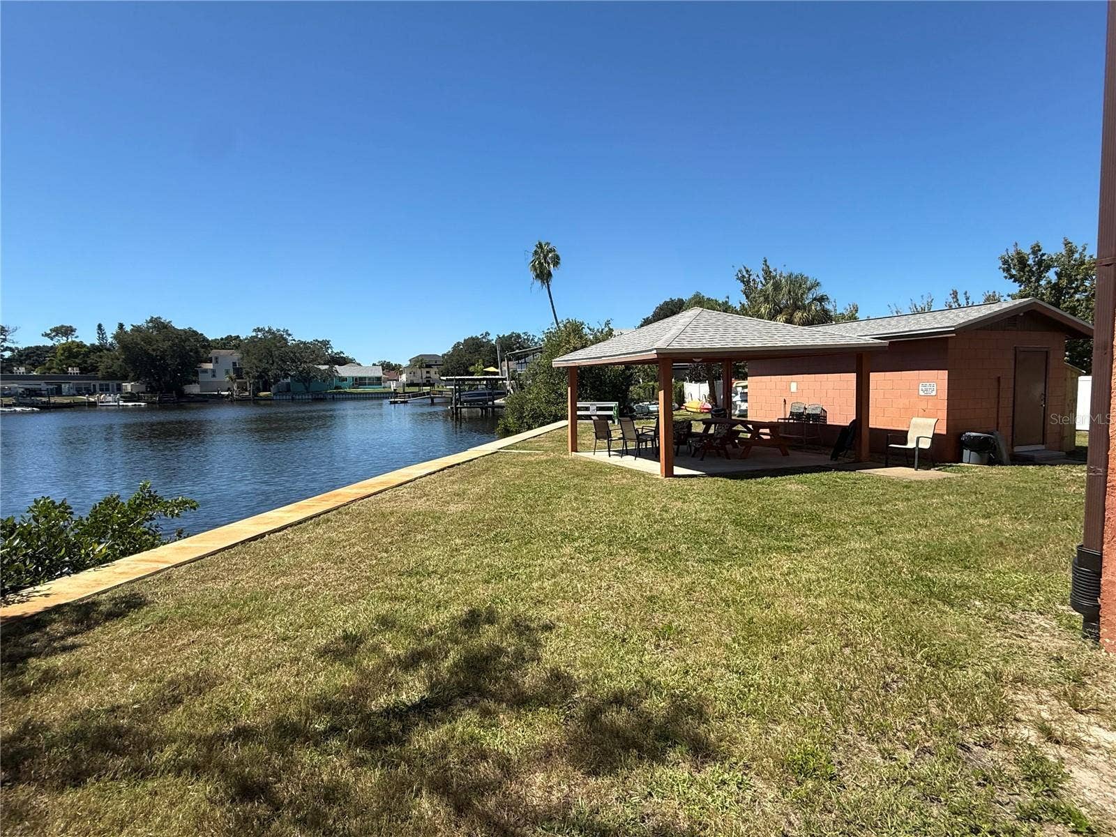 4805 ALT 19, #422, Palm Harbor, FL 34683