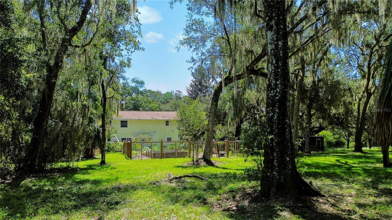 5225 GRIFFIN ROAD, Brooksville, FL 34601 5225 GRIFFIN ROAD, Brooksville, FL 34601