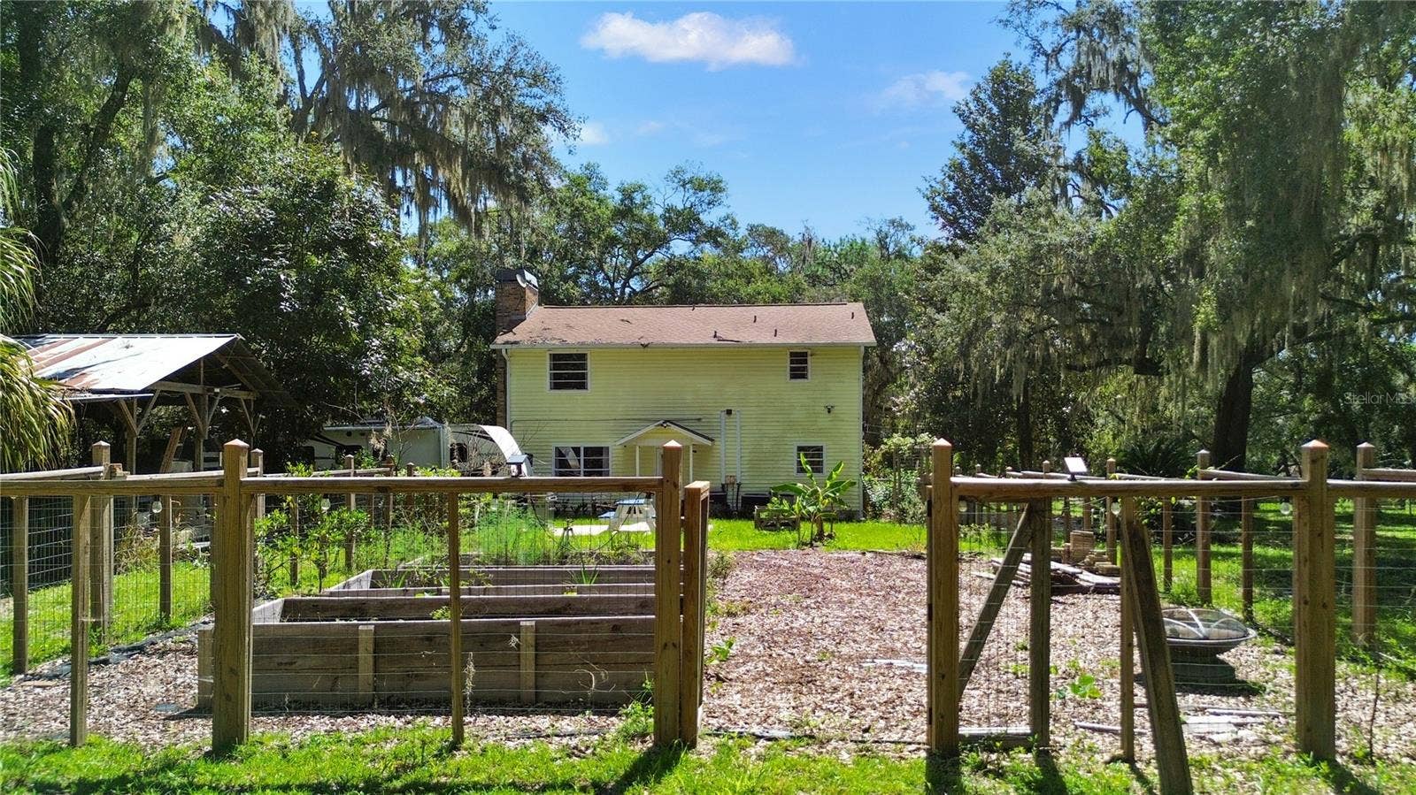 5225 GRIFFIN ROAD, Brooksville, FL 34601 5225 GRIFFIN ROAD, Brooksville, FL 34601