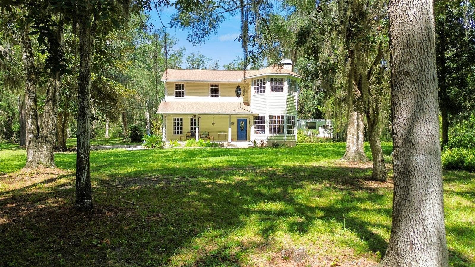 5225 GRIFFIN ROAD, Brooksville, FL 34601 5225 GRIFFIN ROAD, Brooksville, FL 34601