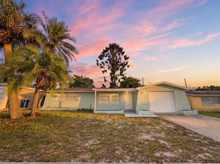 Property photo for 4208 CANTERBERRY DRIVE, Holiday, FL