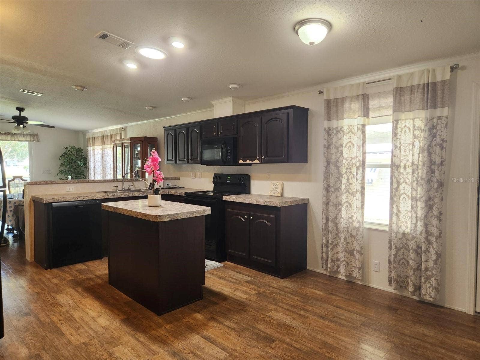 15461 BROOKRIDGE BOULEVARD, Brooksville, FL 34613 15461 BROOKRIDGE BOULEVARD, Brooksville, FL 34613