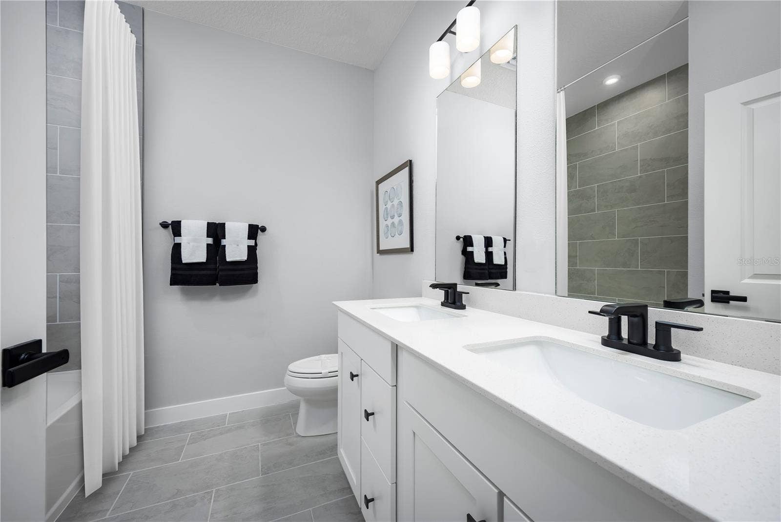 121 VENETIAN PALMS BOULEVARD, New Smyrna Beach, FL 32168 121 VENETIAN PALMS BOULEVARD, New Smyrna Beach, FL 32168
