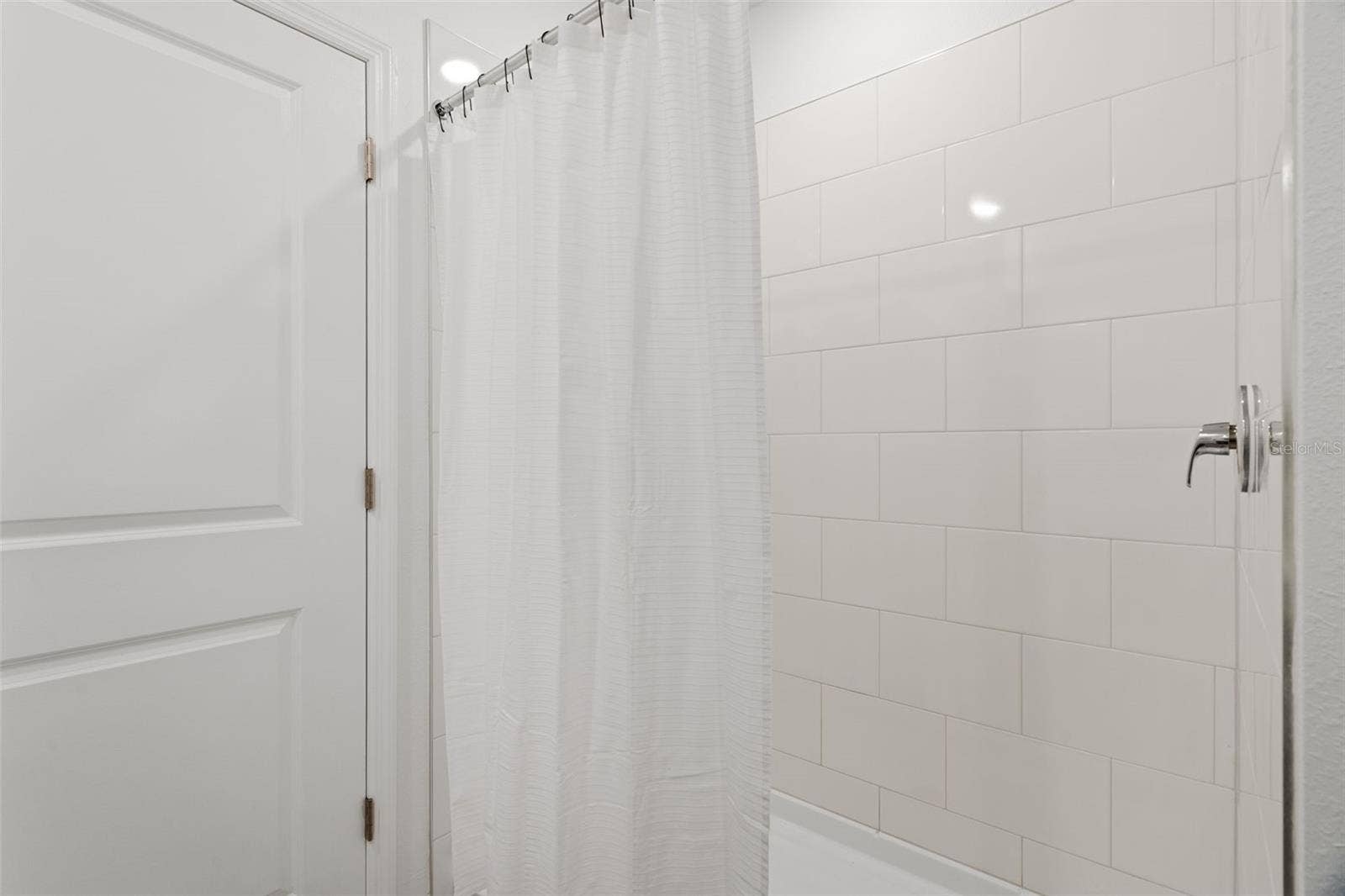 6582 PORCH LIGHT DRIVE, New Port Richey, FL 34655