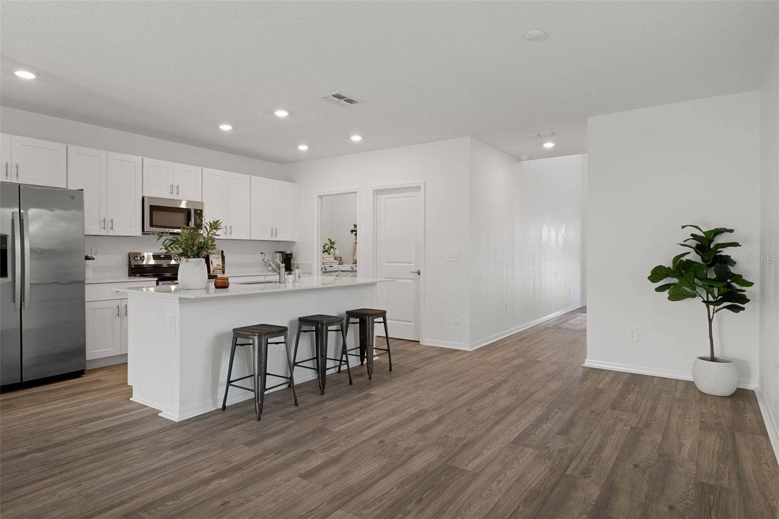 6582 PORCH LIGHT DRIVE, New Port Richey, FL 34655