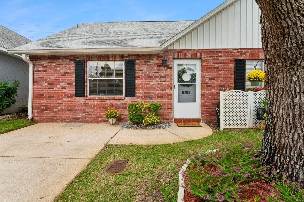 6709 DEVONSHIRE LN, #10A, New Port Richey, FL 34654