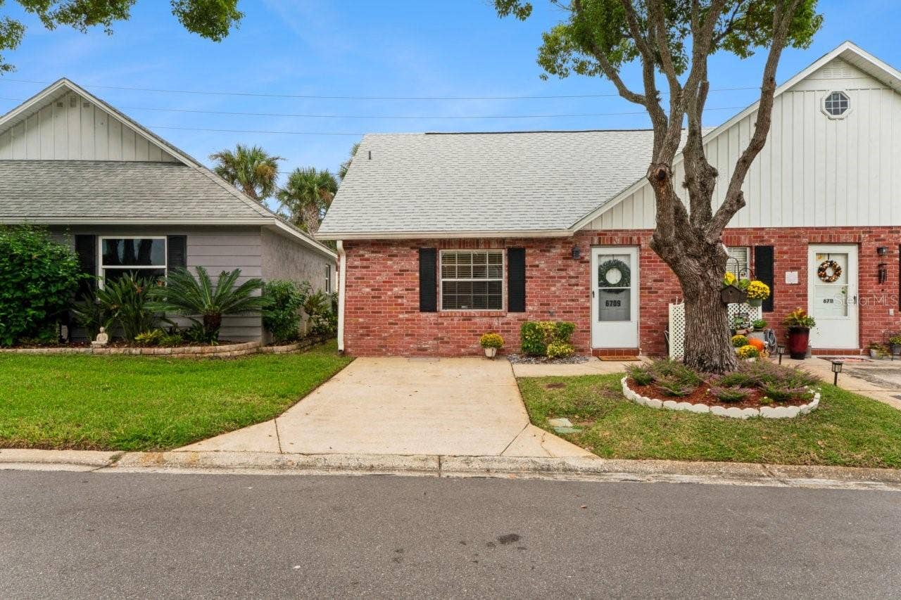 6709 DEVONSHIRE LN, #10A, New Port Richey, FL 34654
