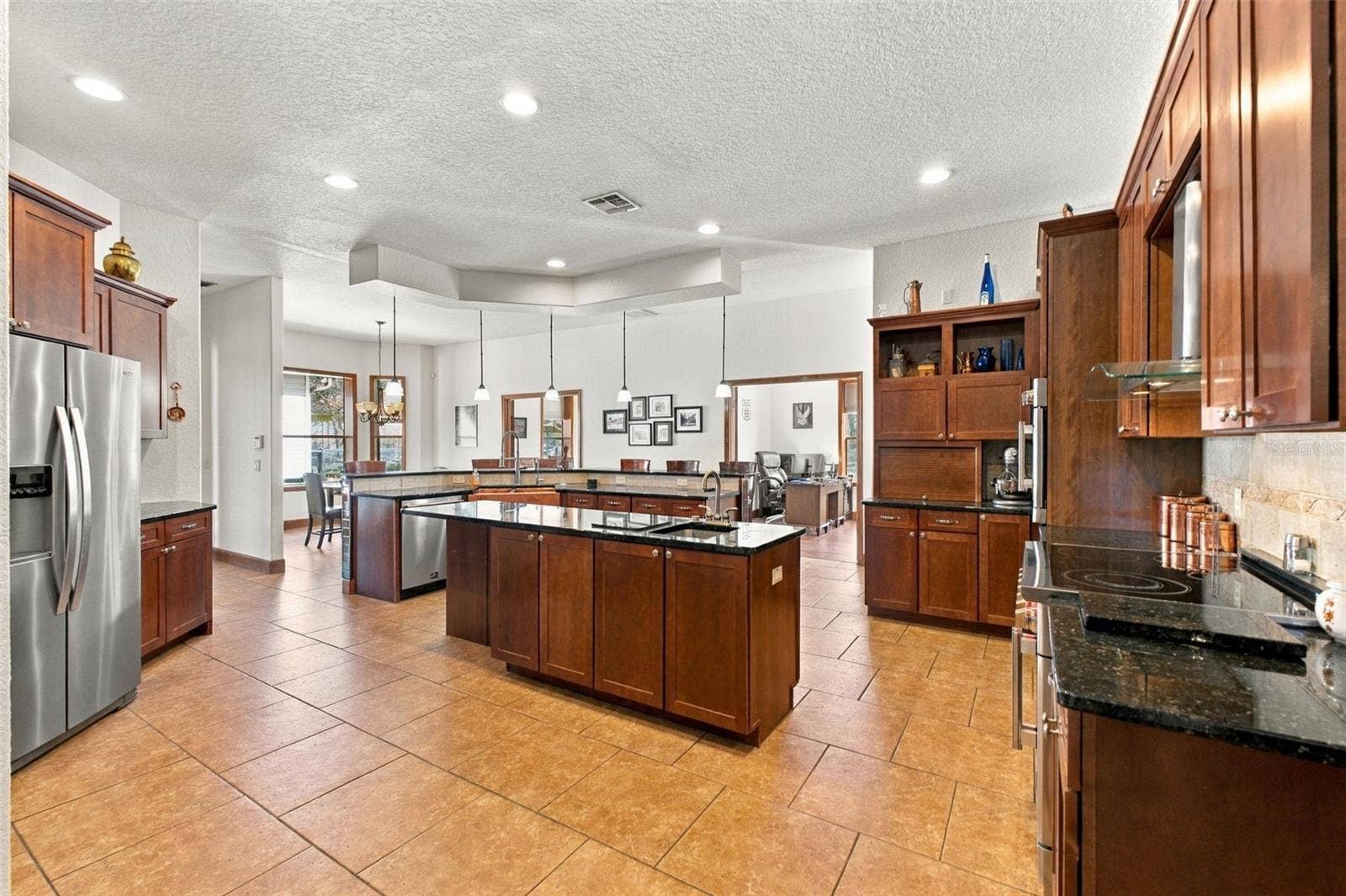 10484 GYPSY AVENUE, Weeki Wachee, FL 34613 KITCHEN