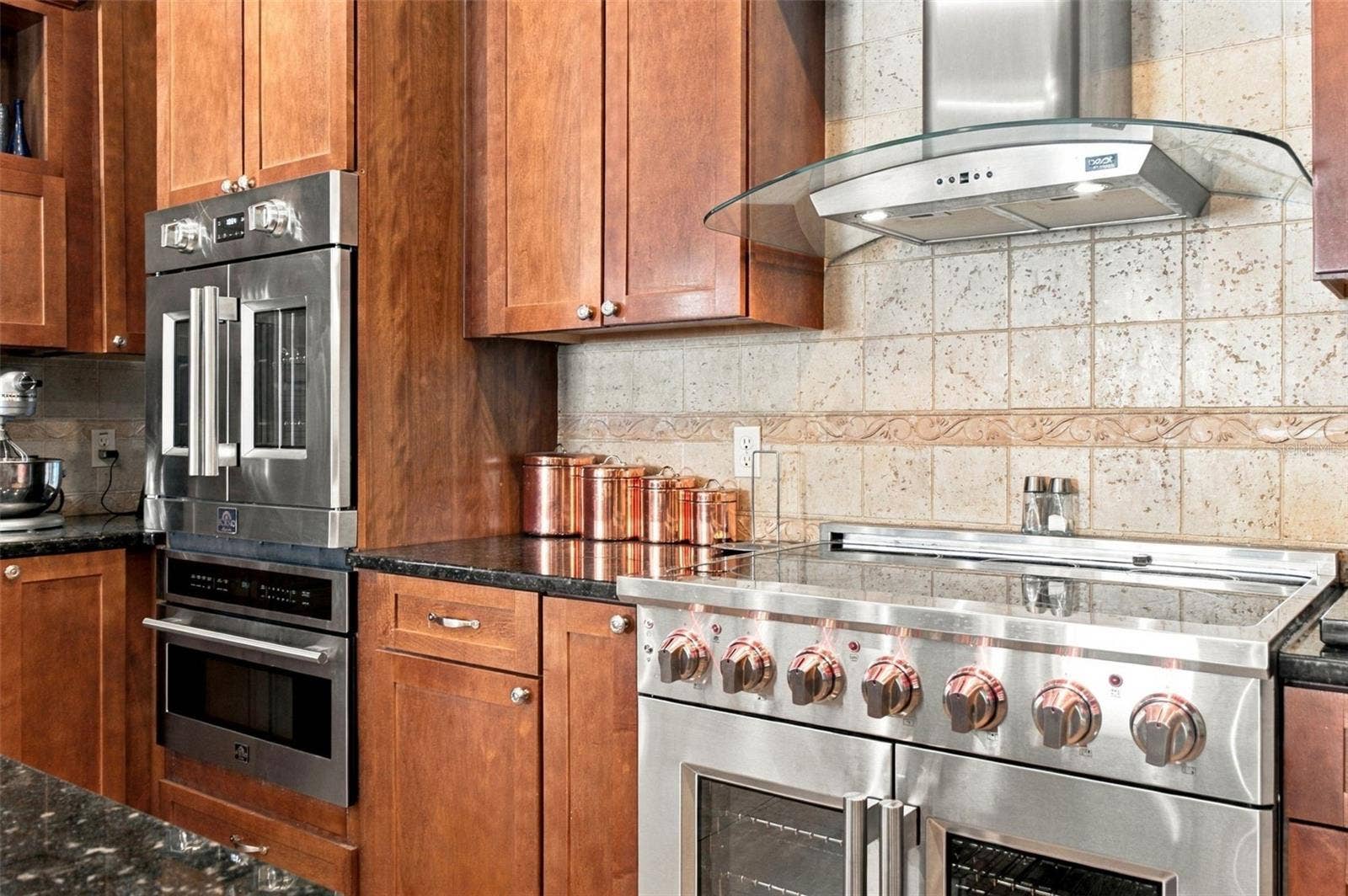10484 GYPSY AVENUE, Weeki Wachee, FL 34613 FOMO RANGE AND HOOD