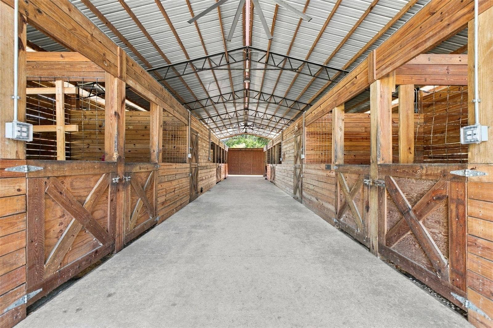 10484 GYPSY AVENUE, Weeki Wachee, FL 34613 CONCRETE CENTER AISLE