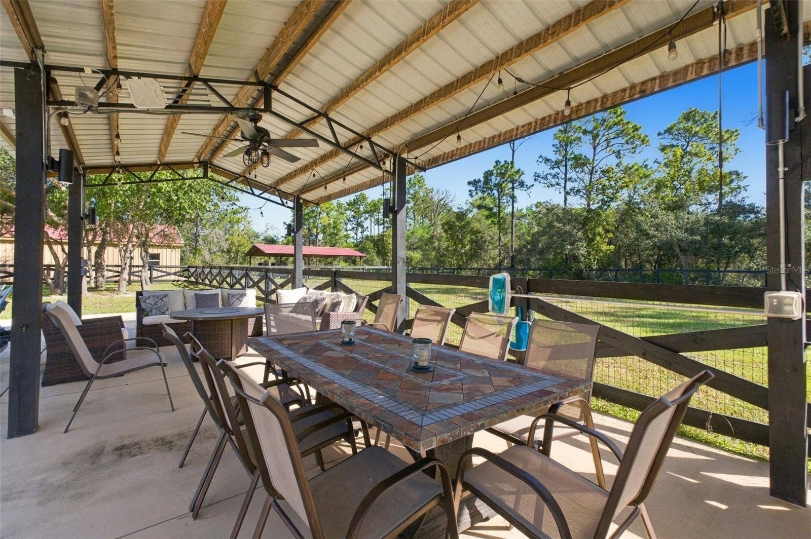 10484 GYPSY AVENUE, Weeki Wachee, FL 34613 PAVILLION