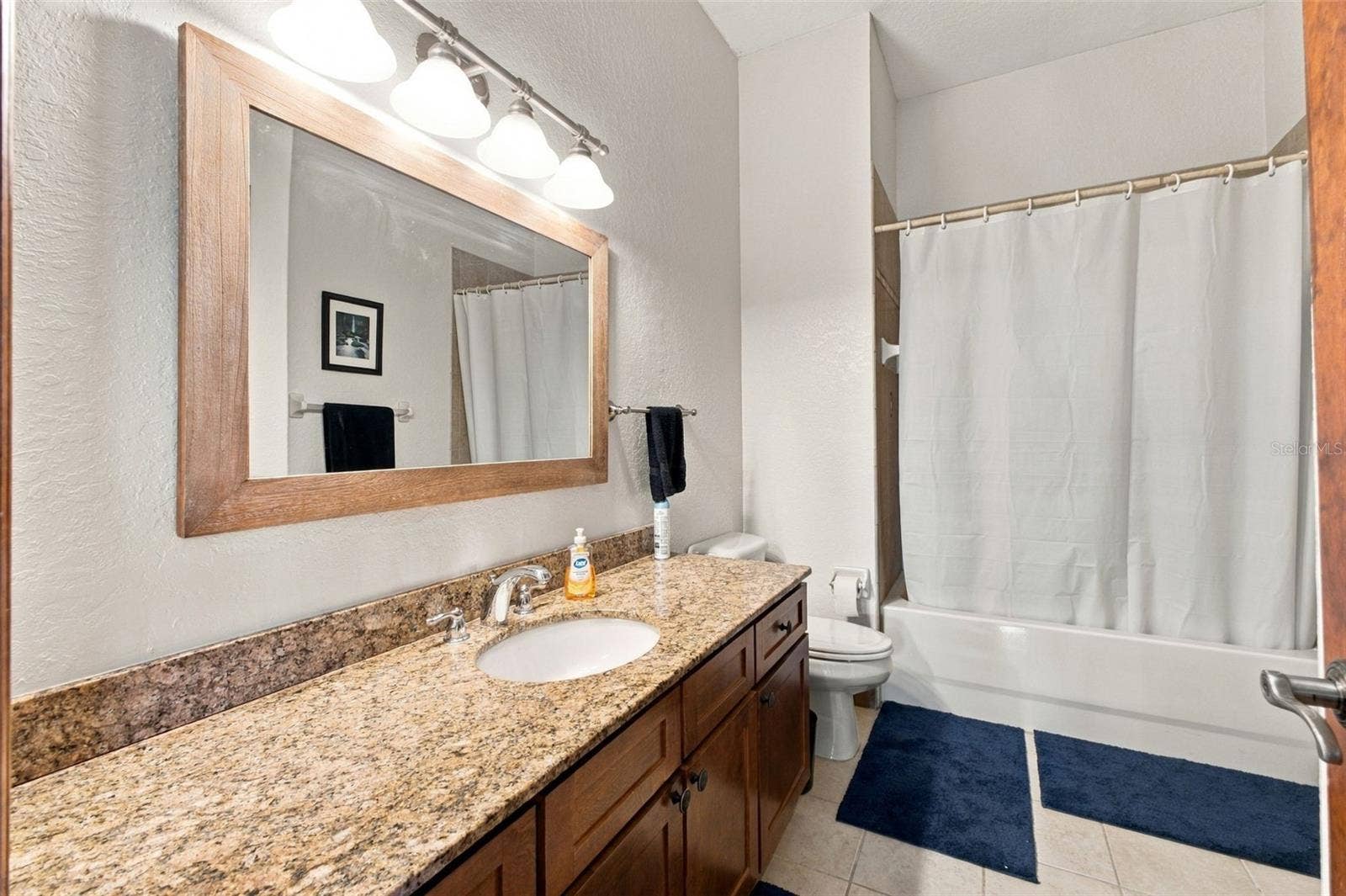 10484 GYPSY AVENUE, Weeki Wachee, FL 34613 UPSTAIRS GUEST BATHROOM
