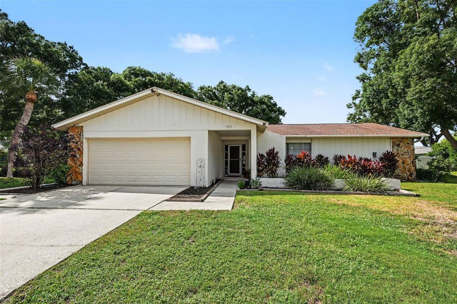 Property photo for 9915 WHITWORTH COURT, New Port Richey, FL