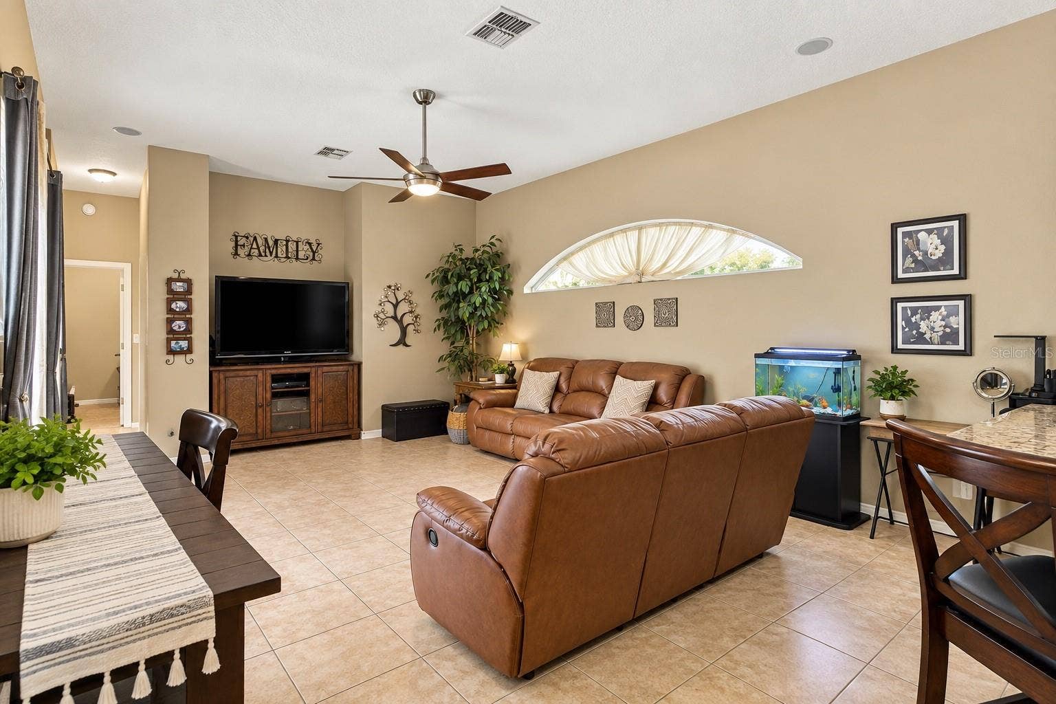 1486 ALAMEDA DRIVE, Spring Hill, FL 34609 Family room