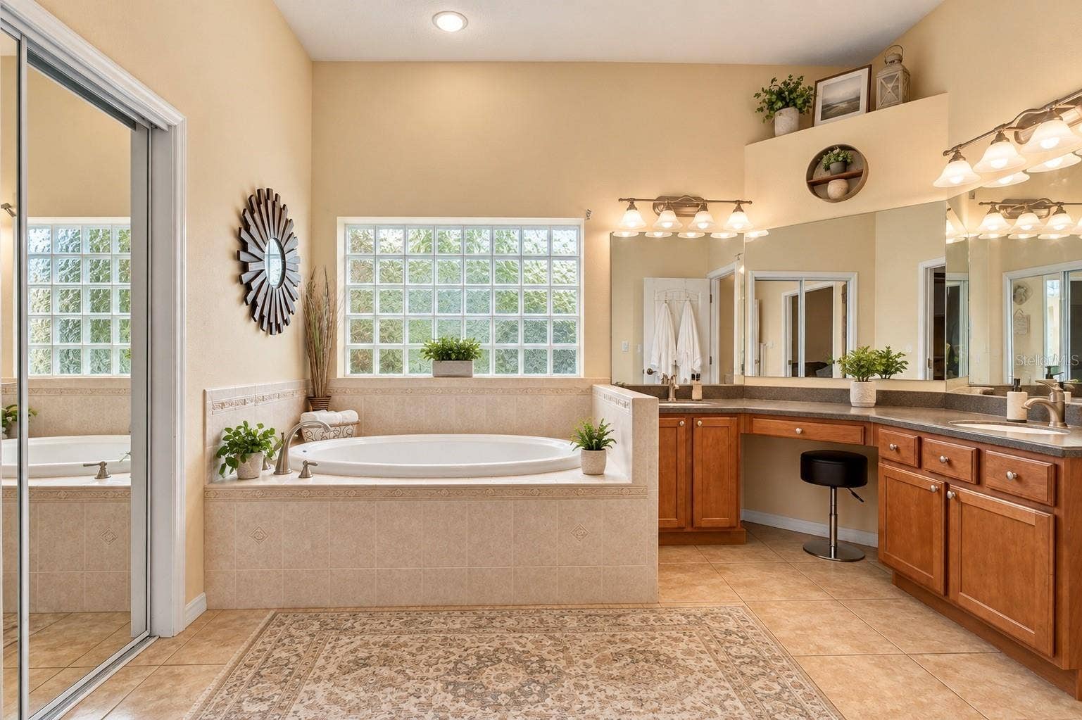 1486 ALAMEDA DRIVE, Spring Hill, FL 34609 Primary bathroom