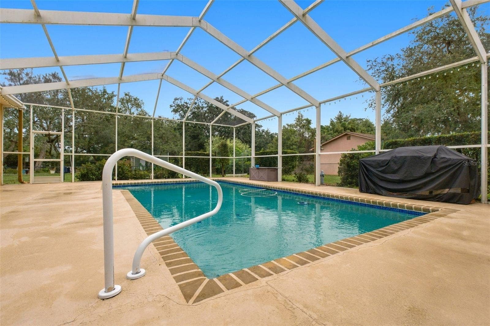 1486 ALAMEDA DRIVE, Spring Hill, FL 34609 Huge pool