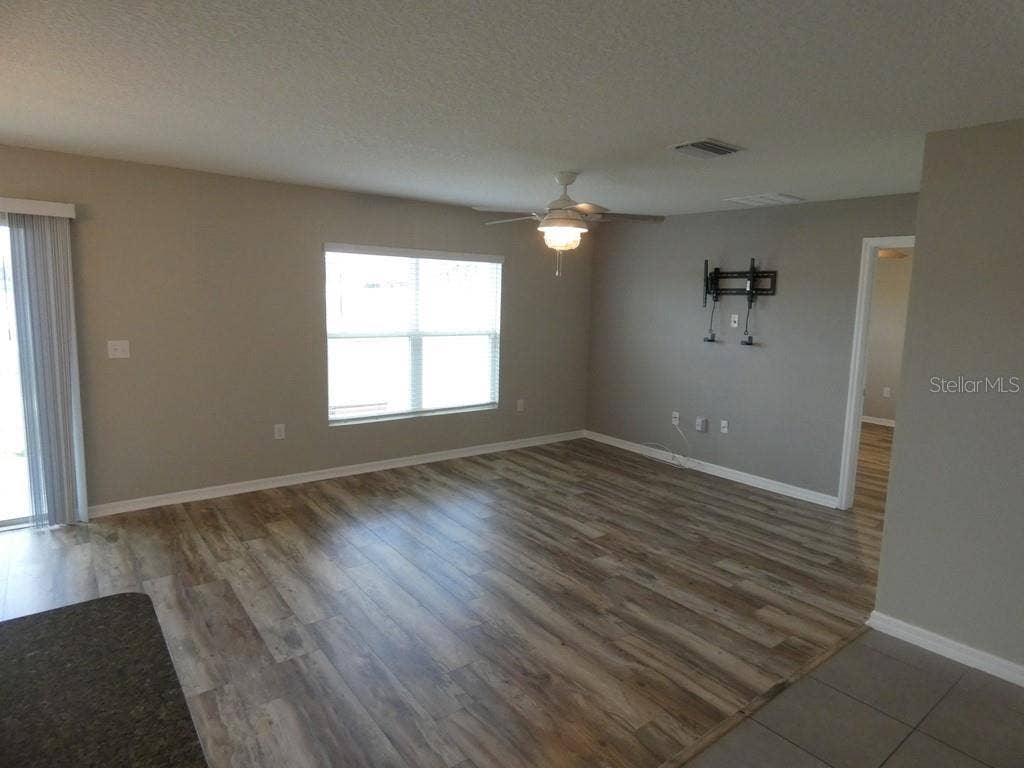 Zephyrhills, FL 33540 Zephyrhills, FL 33540