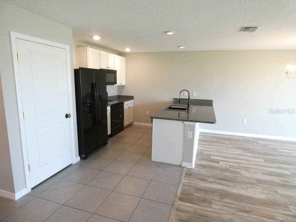 Zephyrhills, FL 33540 Zephyrhills, FL 33540