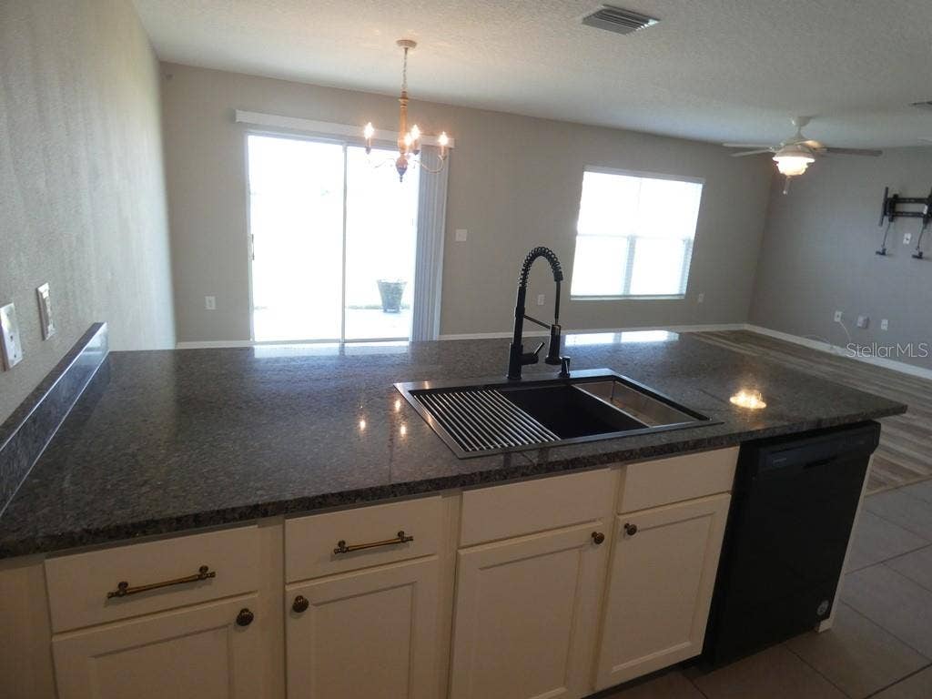 Zephyrhills, FL 33540 Zephyrhills, FL 33540