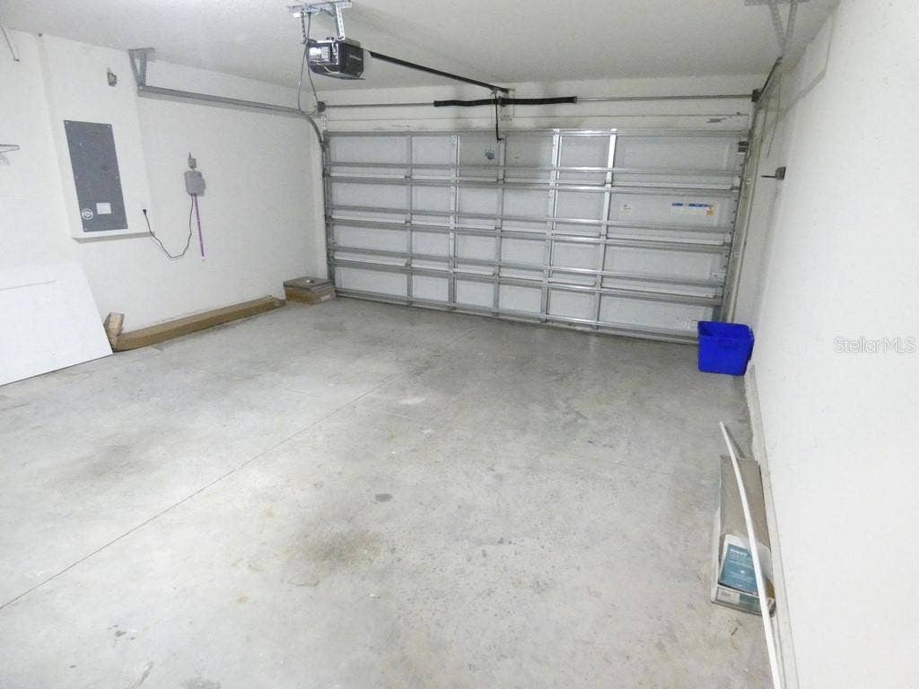 Zephyrhills, FL 33540 Zephyrhills, FL 33540