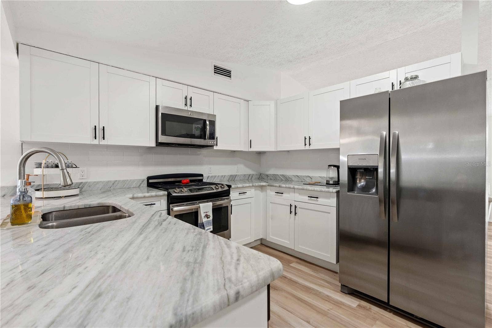7208 DIPAOLA DRIVE, Hudson, FL 34667