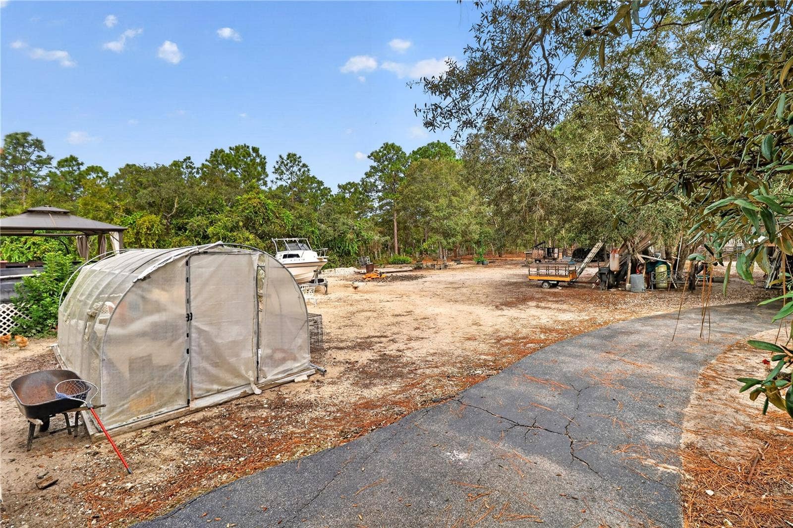 12627 BEAGLE ROAD, Hudson, FL 34667 12627 BEAGLE ROAD, Hudson, FL 34667