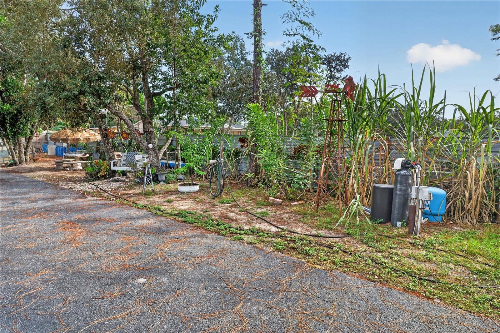 12627 BEAGLE ROAD, Hudson, FL 34667 12627 BEAGLE ROAD, Hudson, FL 34667