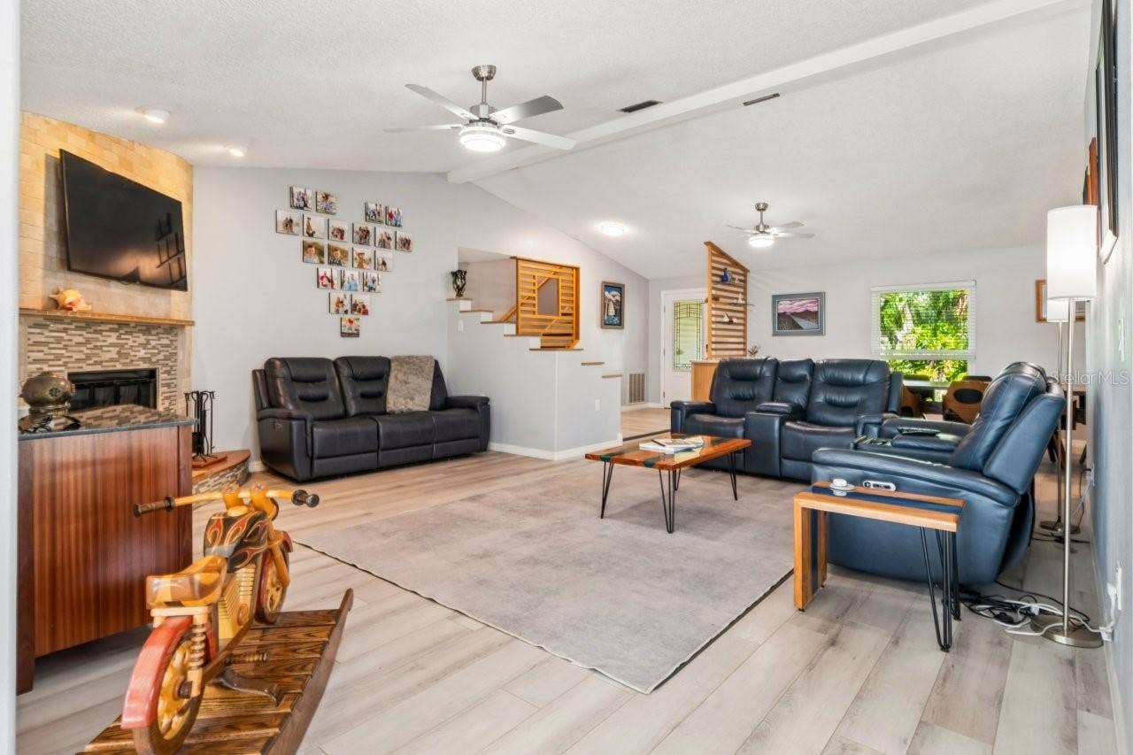 4254 MARINE PARKWAY, New Port Richey, FL 34652 4254 MARINE PARKWAY, New Port Richey, FL 34652