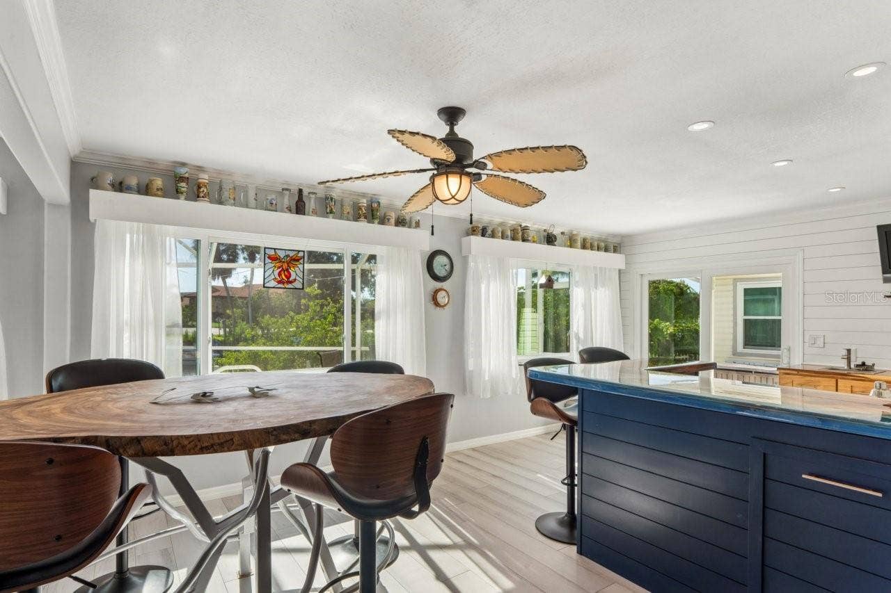 4254 MARINE PARKWAY, New Port Richey, FL 34652 4254 MARINE PARKWAY, New Port Richey, FL 34652