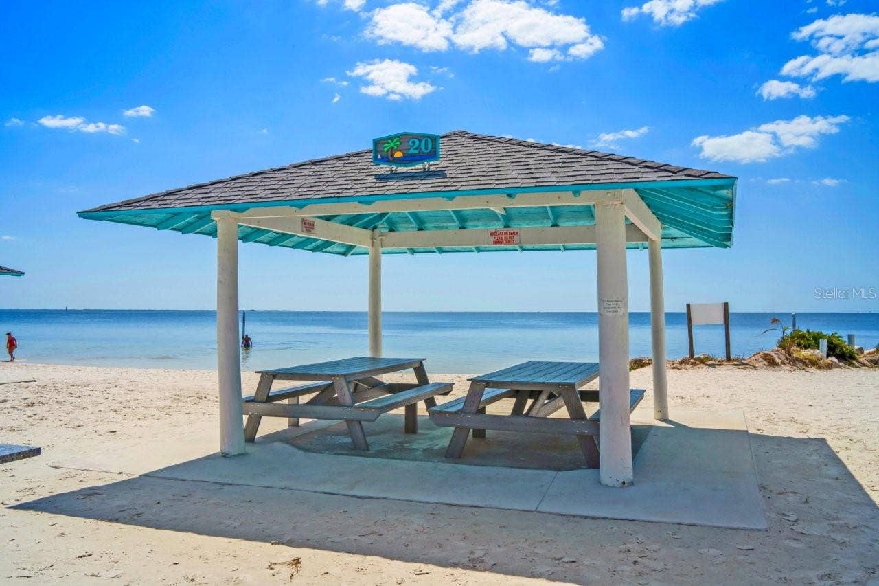 4254 MARINE PARKWAY, New Port Richey, FL 34652 4254 MARINE PARKWAY, New Port Richey, FL 34652