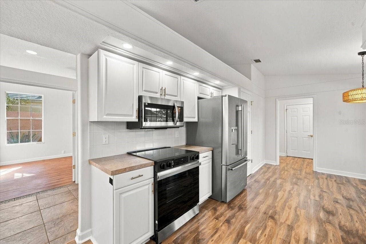 9033 PENELOPE DRIVE, Weeki Wachee, FL 34613 9033 PENELOPE DRIVE, Weeki Wachee, FL 34613