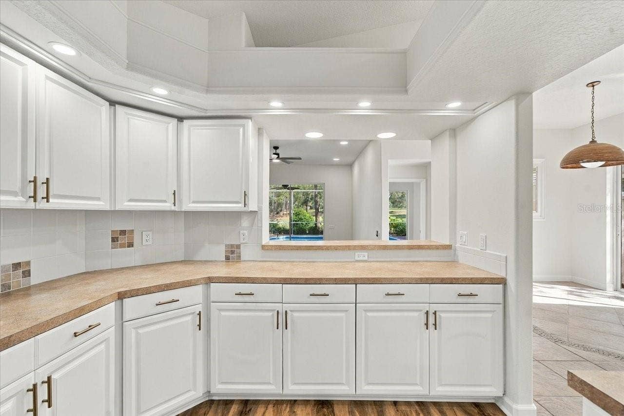 9033 PENELOPE DRIVE, Weeki Wachee, FL 34613 9033 PENELOPE DRIVE, Weeki Wachee, FL 34613