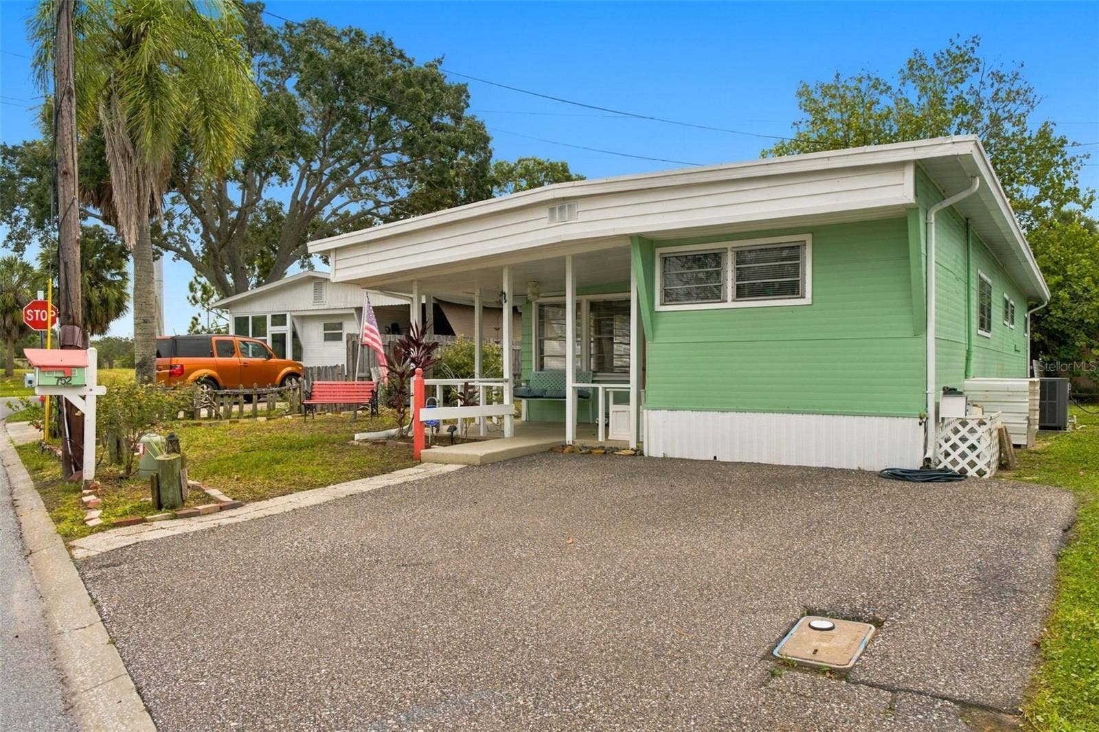 752 DRIFTWOOD LANE, Tarpon Springs, FL 34689 752 DRIFTWOOD LANE, Tarpon Springs, FL 34689