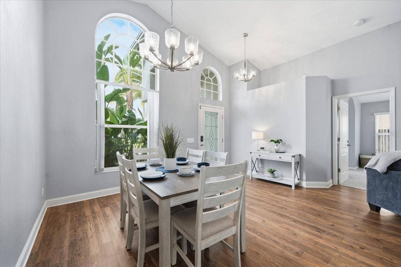 18009 PALM BREEZE DRIVE, Tampa, FL 33647 18009 PALM BREEZE DRIVE, Tampa, FL 33647
