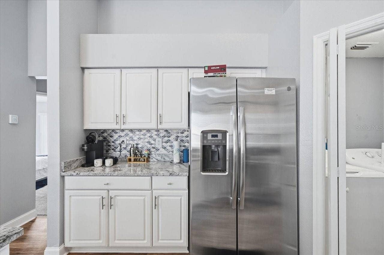 18009 PALM BREEZE DRIVE, Tampa, FL 33647 18009 PALM BREEZE DRIVE, Tampa, FL 33647