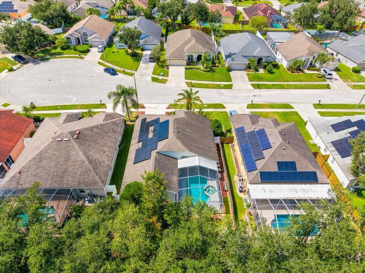 18009 PALM BREEZE DRIVE, Tampa, FL 33647 18009 PALM BREEZE DRIVE, Tampa, FL 33647