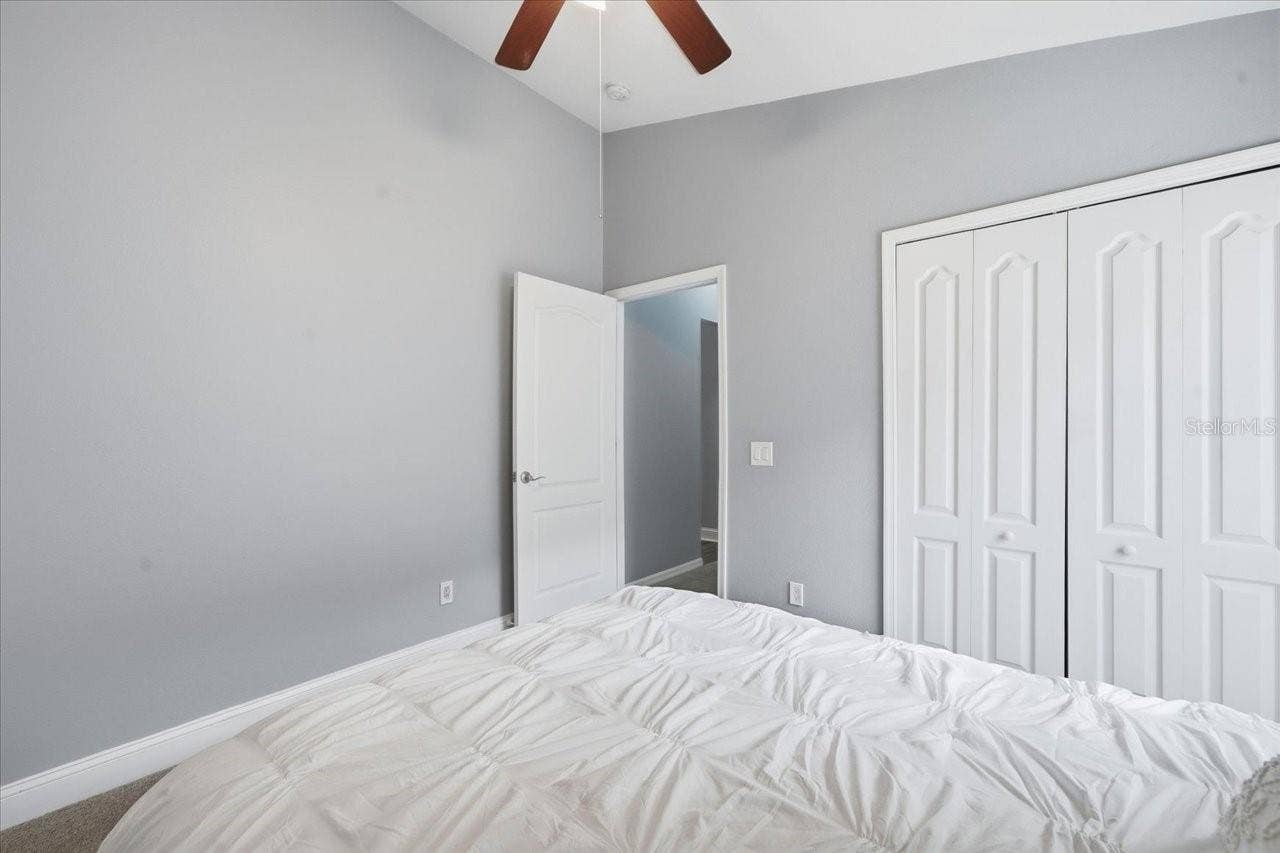 18009 PALM BREEZE DRIVE, Tampa, FL 33647 18009 PALM BREEZE DRIVE, Tampa, FL 33647