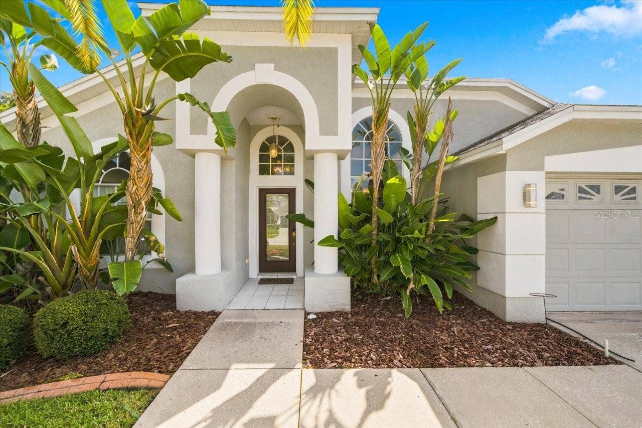 18009 PALM BREEZE DRIVE, Tampa, FL 33647 18009 PALM BREEZE DRIVE, Tampa, FL 33647