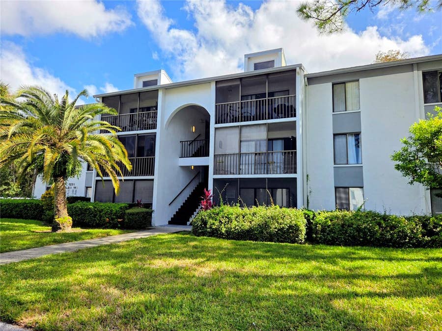 Property photo for 1236 PINE RIDGE CIRCLE W, #B1, Tarpon Springs, FL