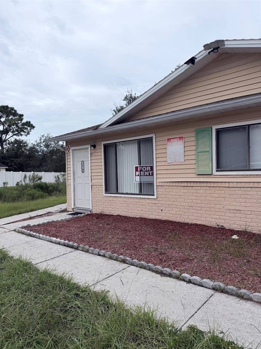 8027 PINEHURST DRIVE, Spring Hill, FL 34606 8027 PINEHURST DRIVE, Spring Hill, FL 34606