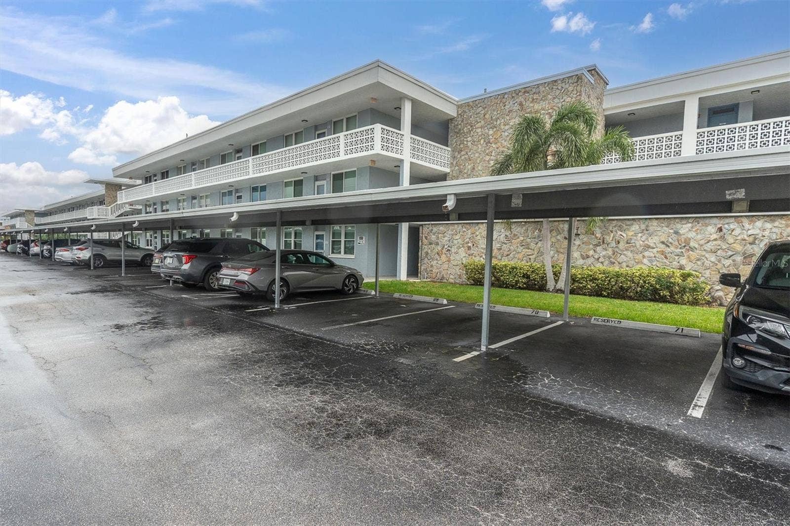 4715 BAY STREET NE, #330, St Petersburg, FL 33703 4715 BAY STREET NE, #330, St Petersburg, FL 33703
