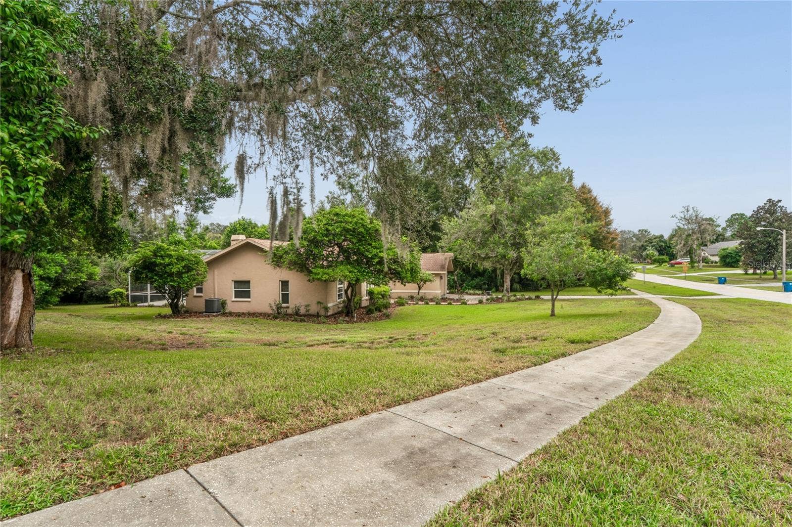 14433 LINDEN DRIVE, Spring Hill, FL 34609 Sidewalk