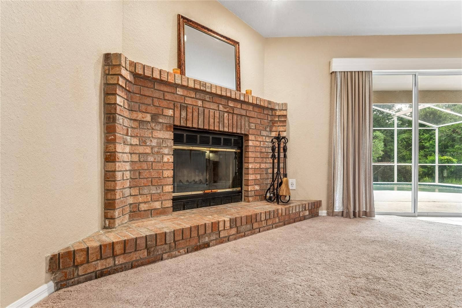 14433 LINDEN DRIVE, Spring Hill, FL 34609 Woodburning Fire Place