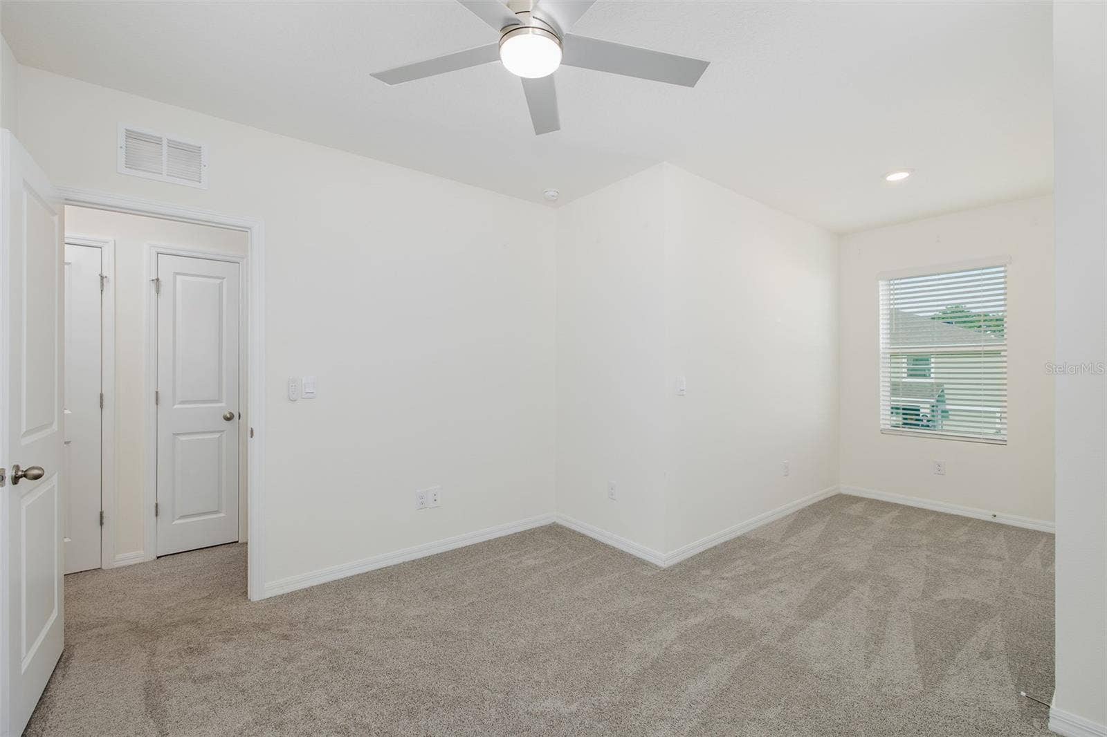 11166 CRESCENT DEER DRIVE, Land O Lakes, FL 34638 11166 CRESCENT DEER DRIVE, Land O Lakes, FL 34638