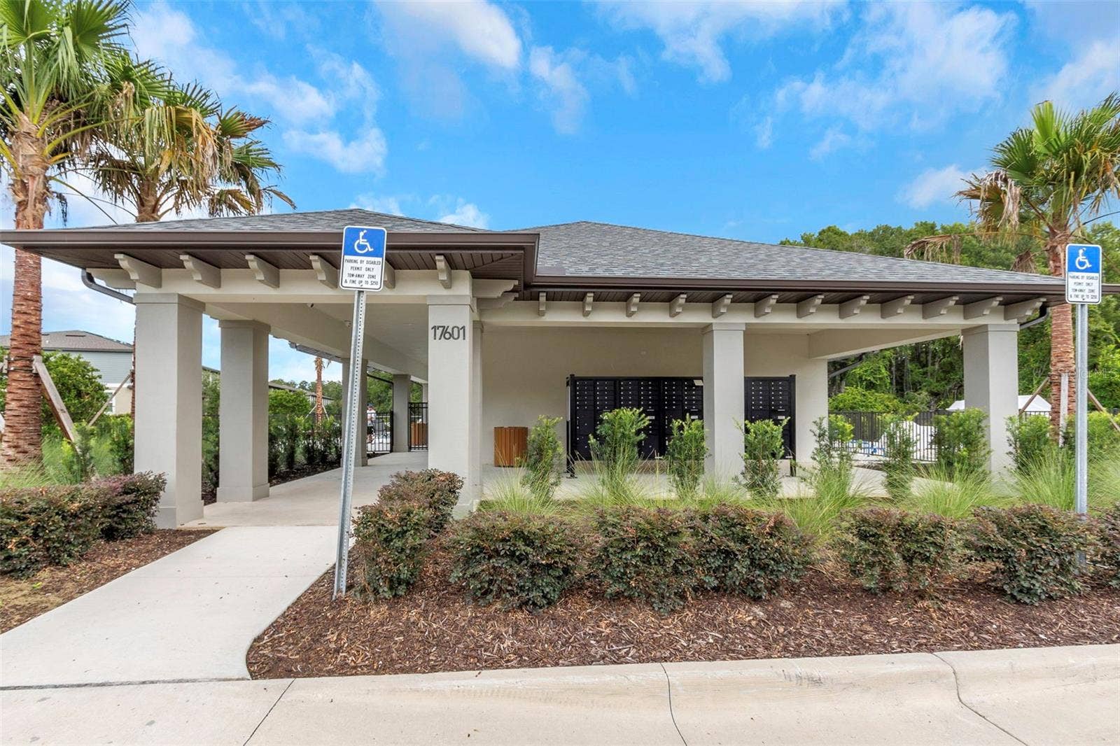 11166 CRESCENT DEER DRIVE, Land O Lakes, FL 34638 Community Pool