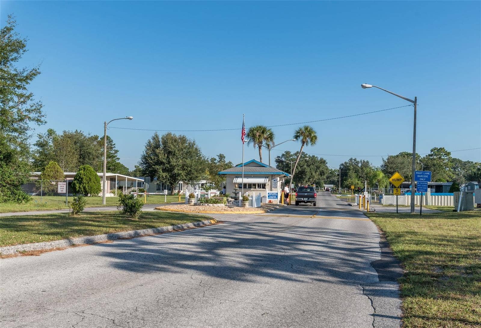 8489 FLEETWAY AVENUE, Brooksville, FL 34613 8489 FLEETWAY AVENUE, Brooksville, FL 34613