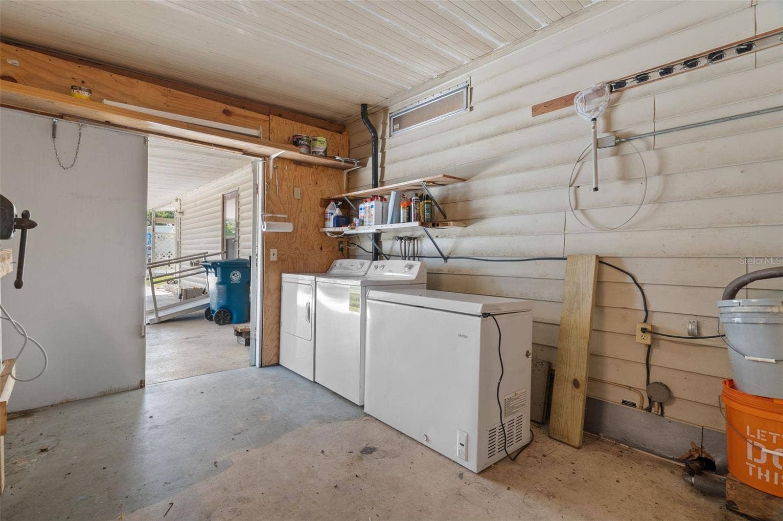 8489 FLEETWAY AVENUE, Brooksville, FL 34613 8489 FLEETWAY AVENUE, Brooksville, FL 34613