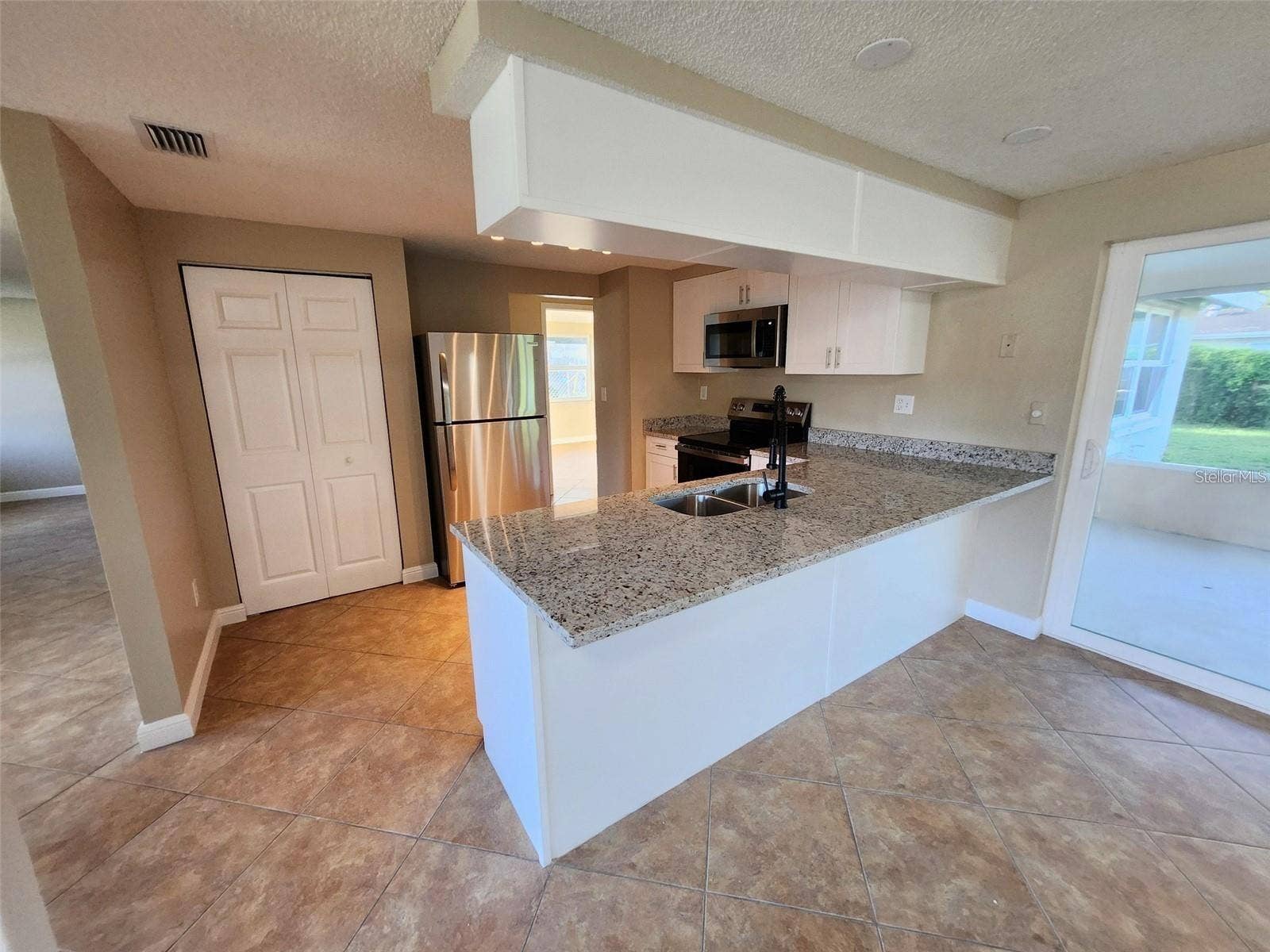 7146 CARMEL AVENUE, New Port Richey, FL 34655 7146 CARMEL AVENUE, New Port Richey, FL 34655