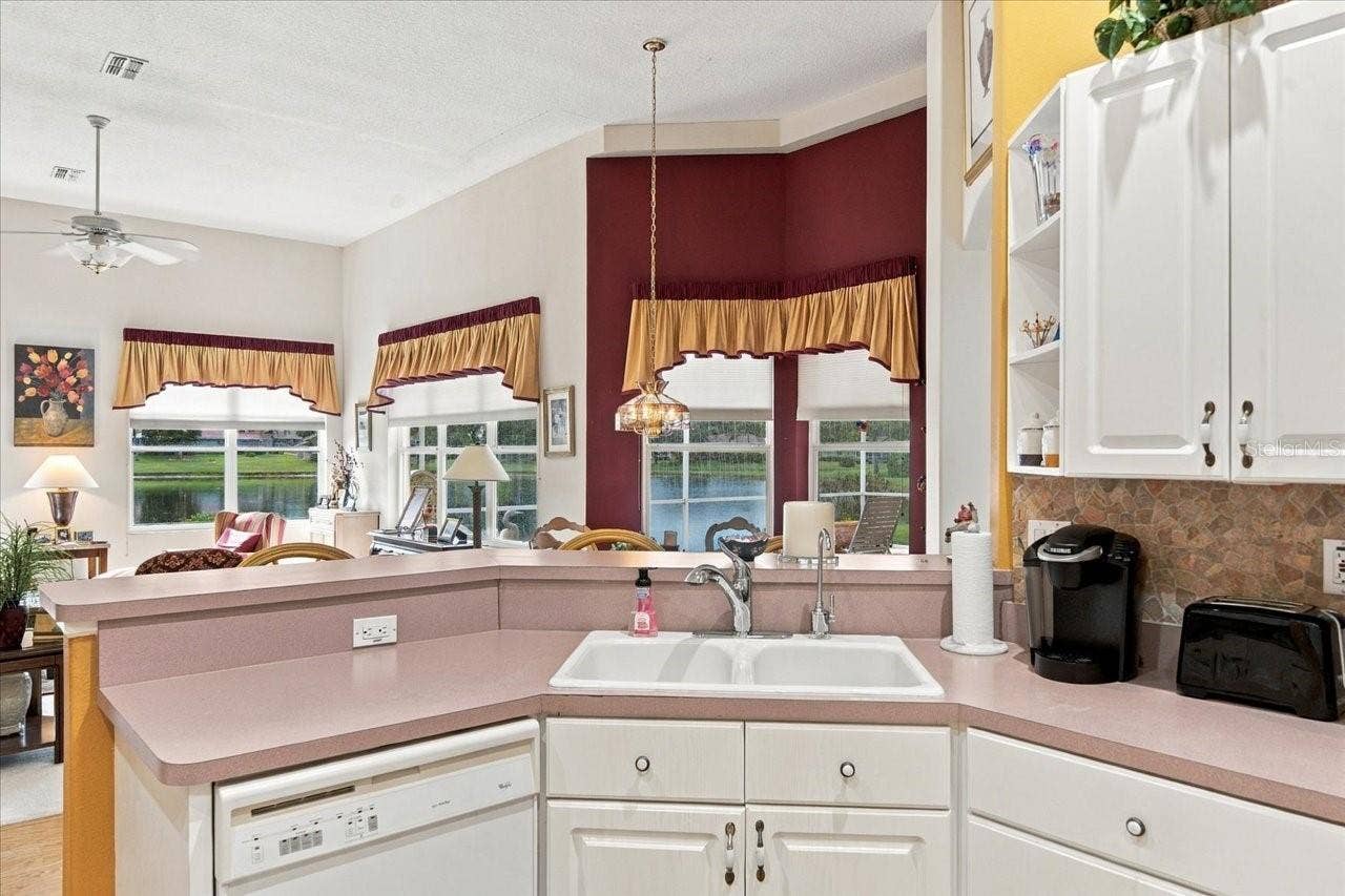 10081 GEORGETOWN COURT, Weeki Wachee, FL 34613
