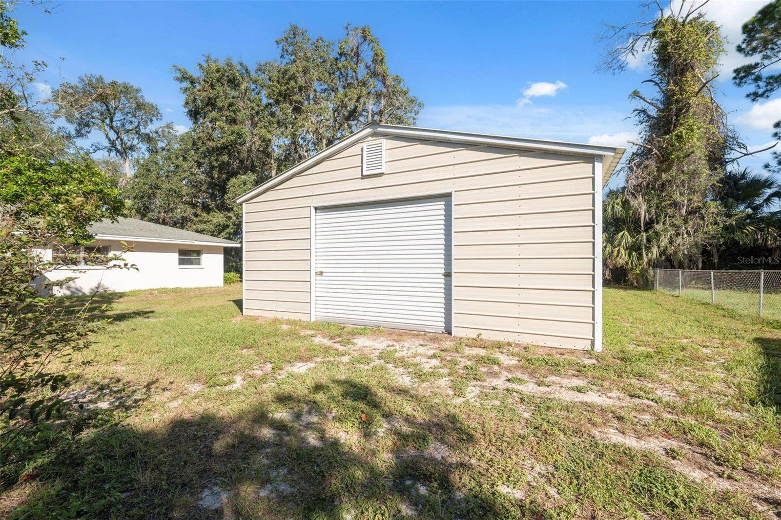 8103 GULF WAY, Hudson, FL 34667 SHOP